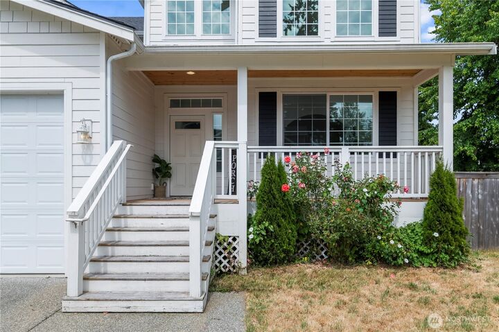 Property Photo: 1611 Austin Avenue WA 98290