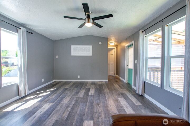 Property Photo: 2000 Broadway Avenue 13 WA 98550