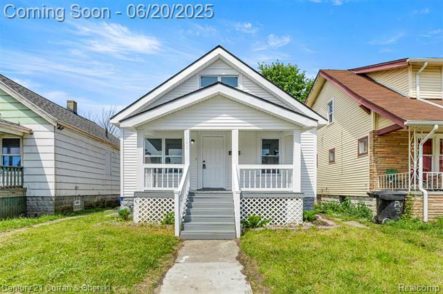 Property Photo: 9045 Burnette Street MI 48204