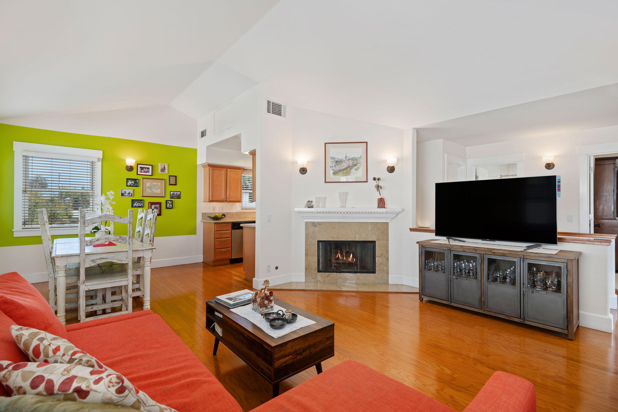 Property Photo:  1924 Bath Street D  CA 93101 