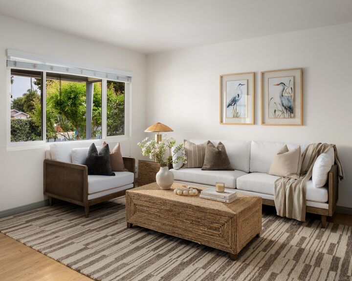 Property Photo:  1004 California St  CA 92054 