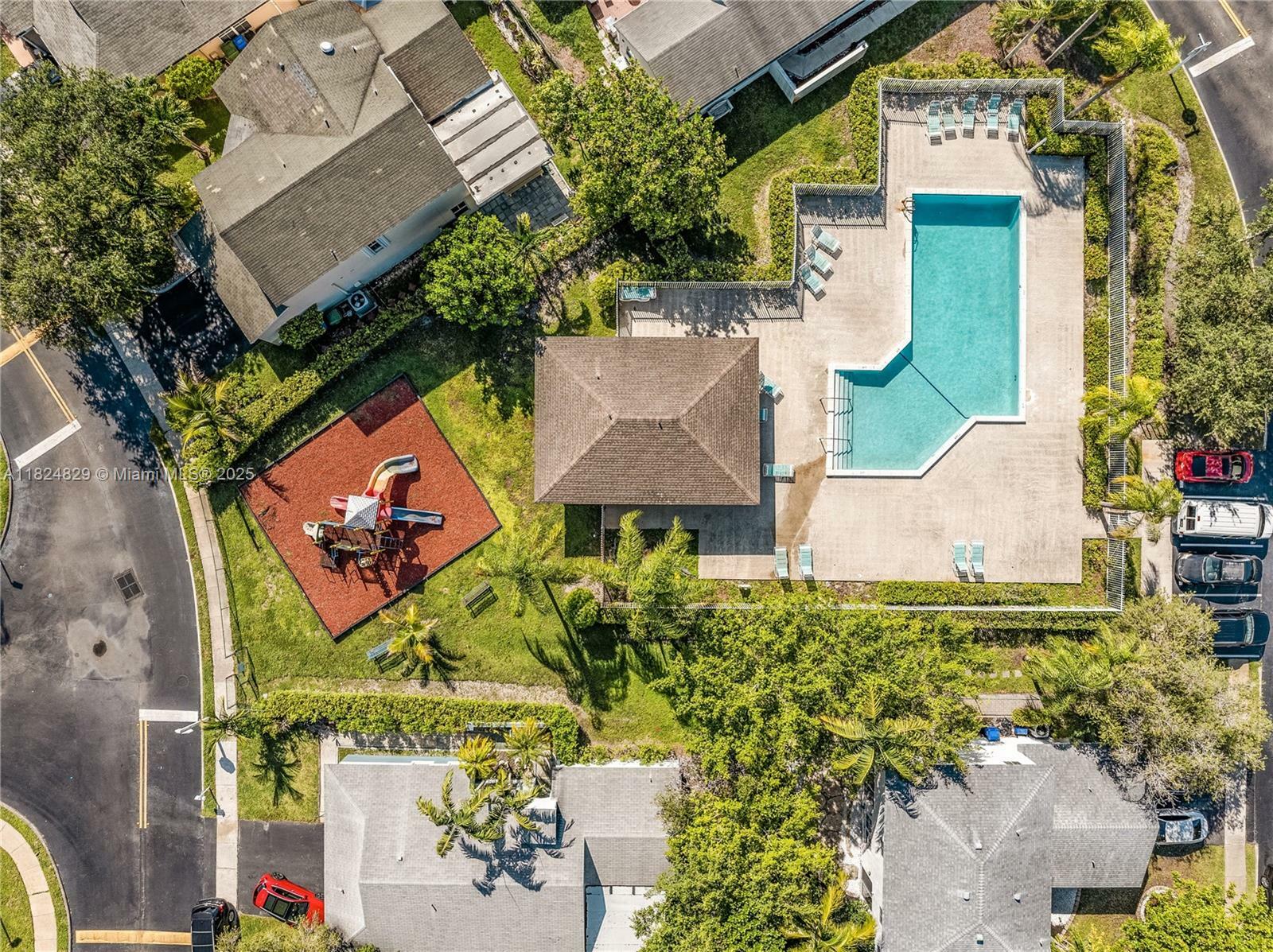 20709 NW 1st St  Pembroke Pines FL 33029 photo