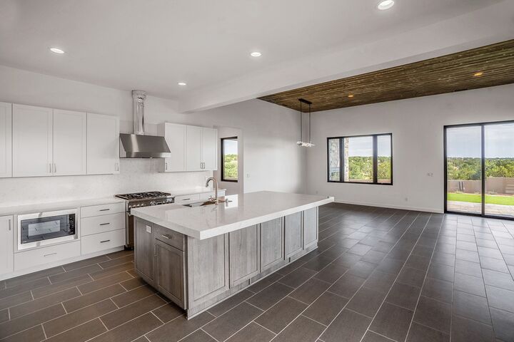 Property Photo:  32 Tierra Antigua  NM 87506 