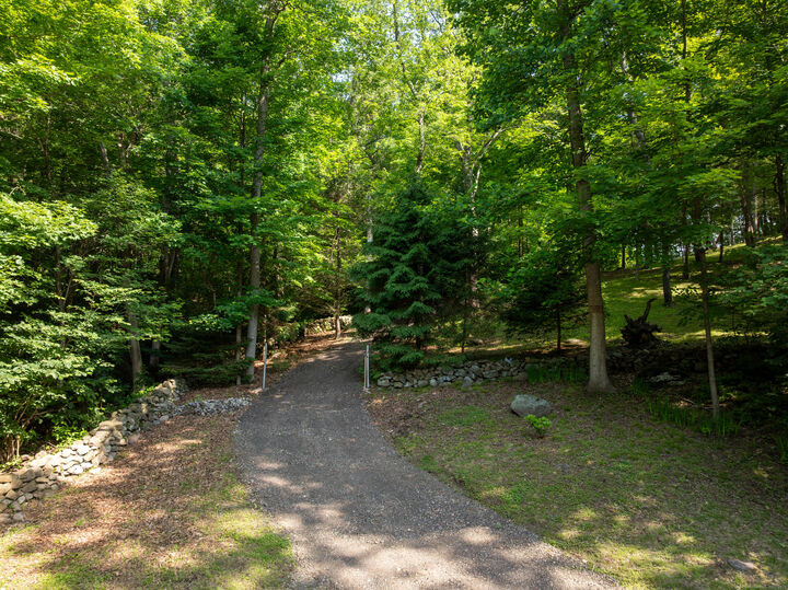81 Mountain Road  Prospect CT 06712 photo