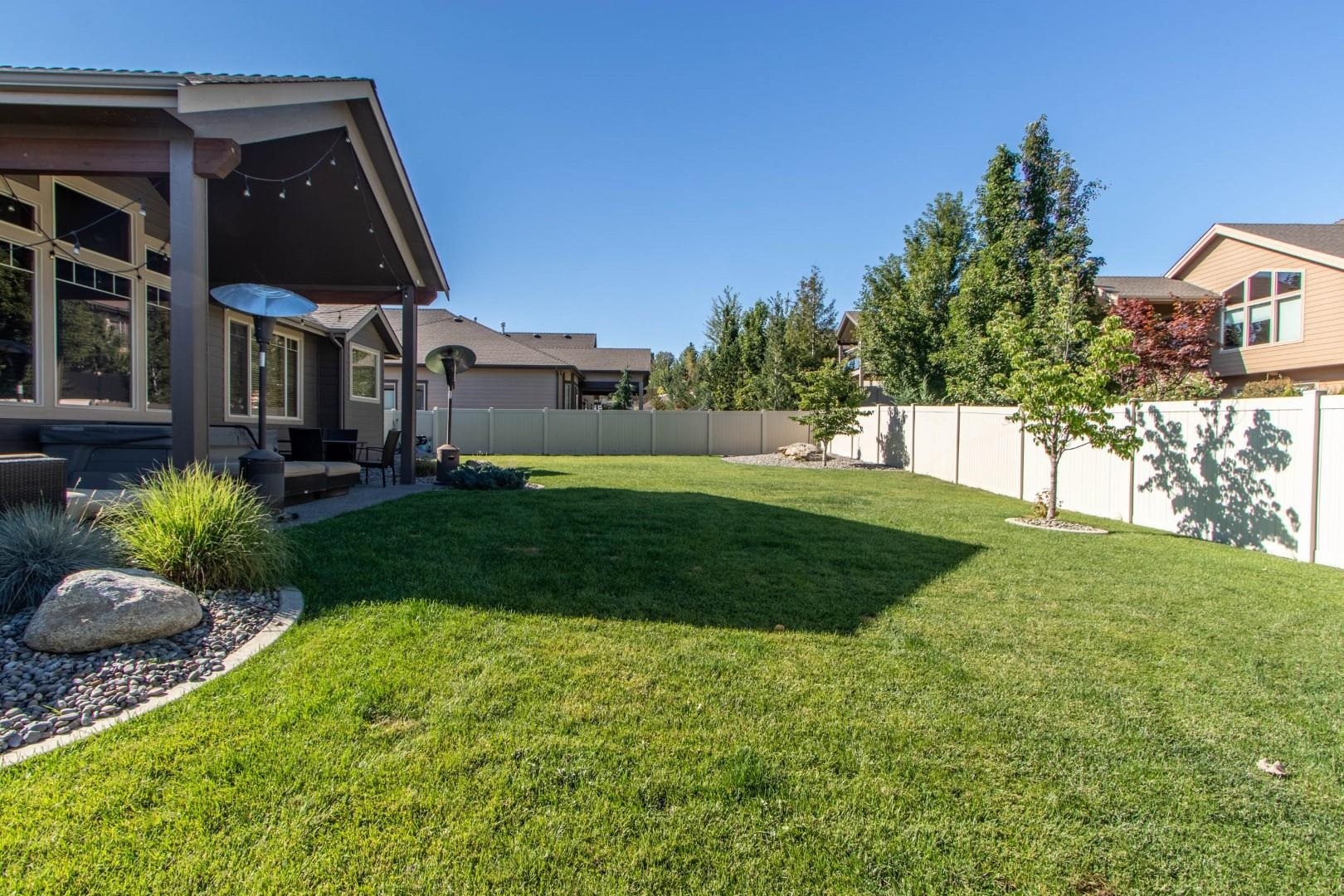 Property Photo: 1119 N River Ridge Blvd WA 99224
