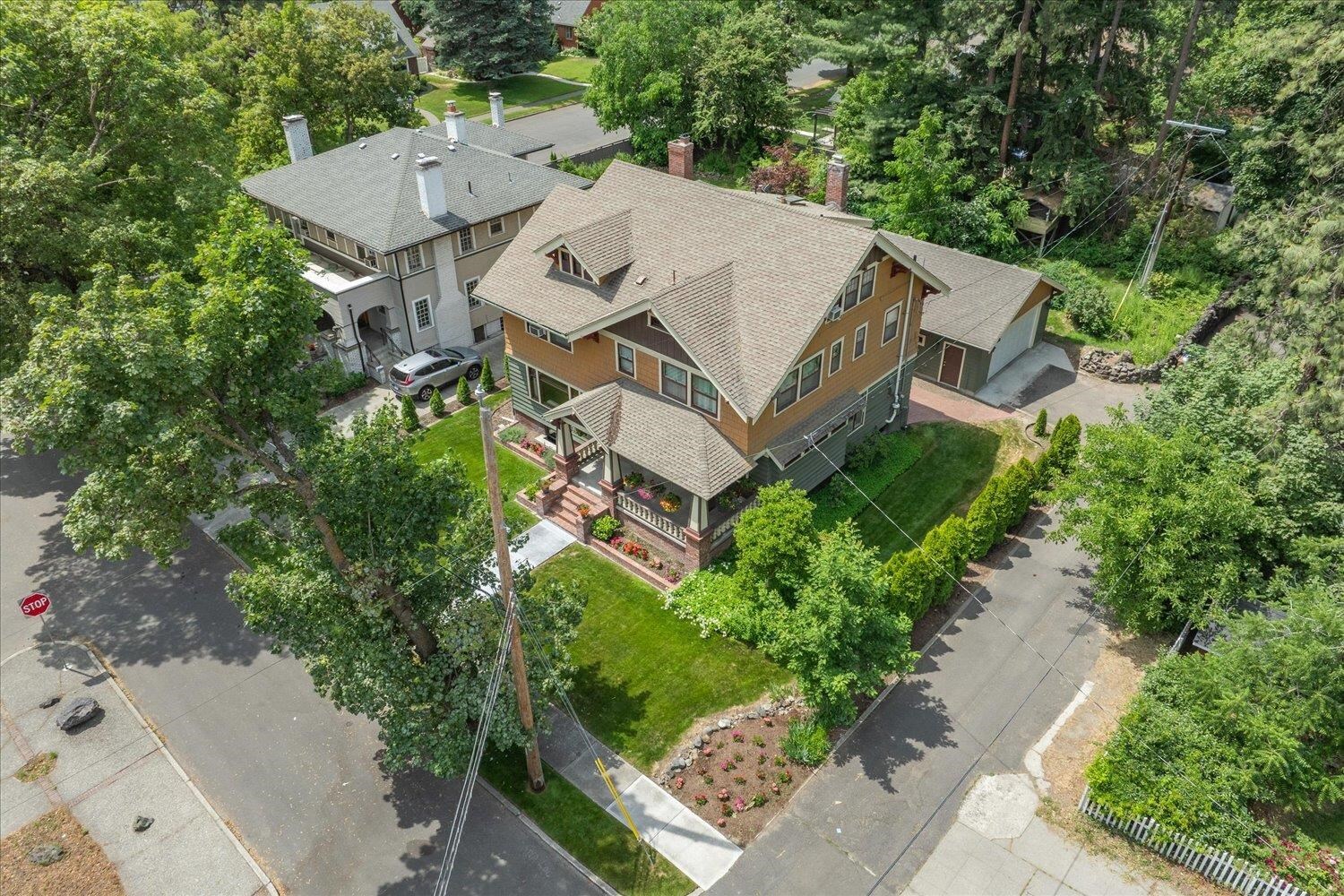 Property Photo: 1724 Lincoln St WA 99203