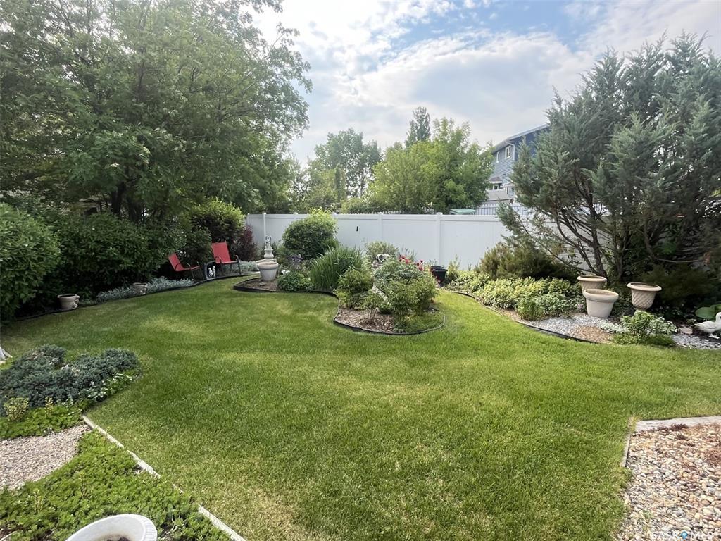 Property Photo: 816 Ridpath Road SK S0L 2V0