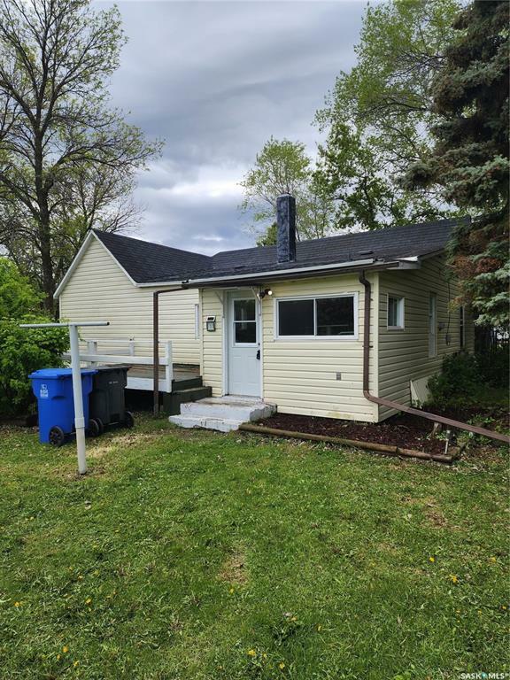 Property Photo: 218 Clare Street SK S0C 1W0