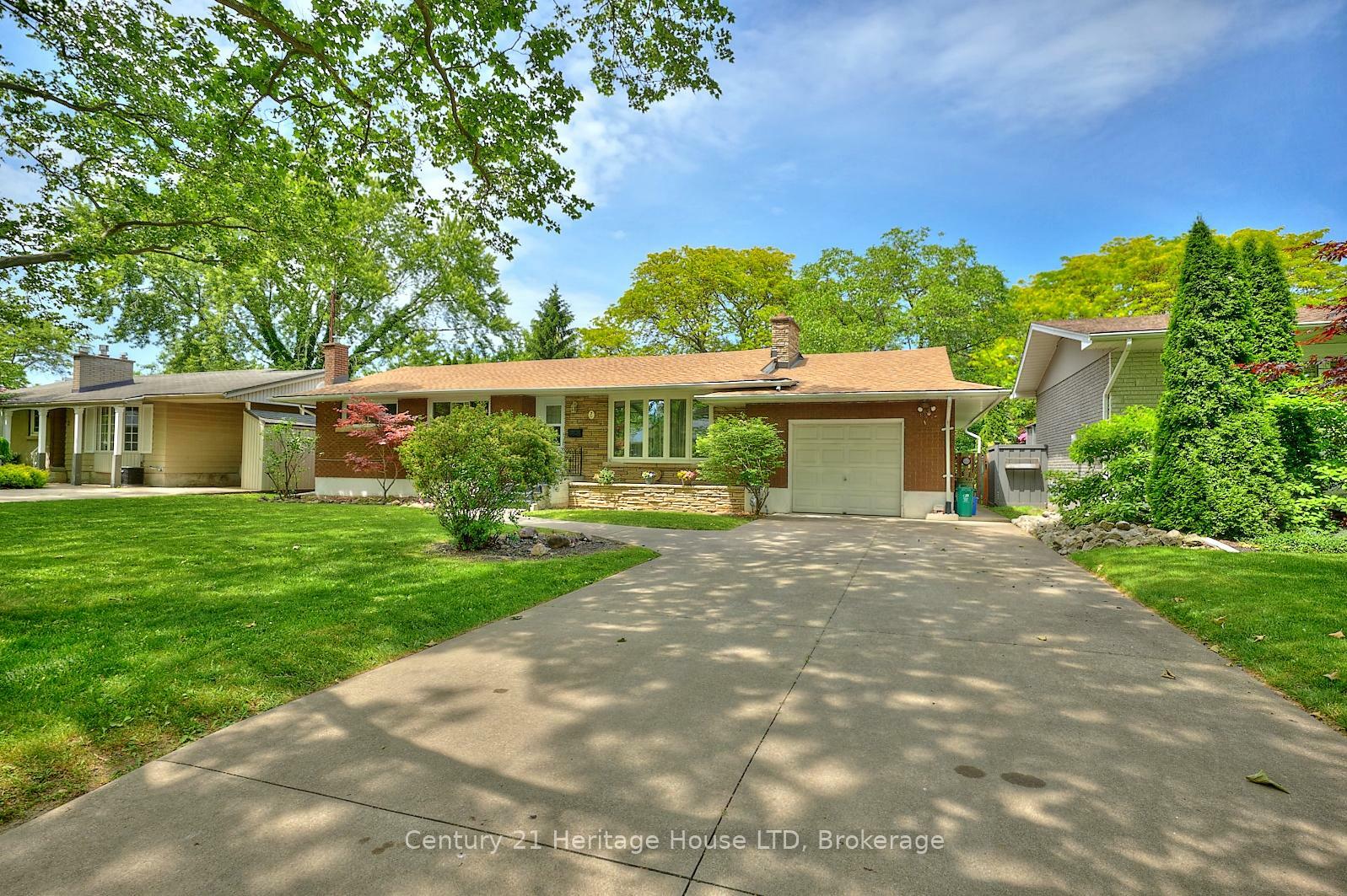 Photo de la propriété: 7 St. Julien Drive ON L2T 2G3