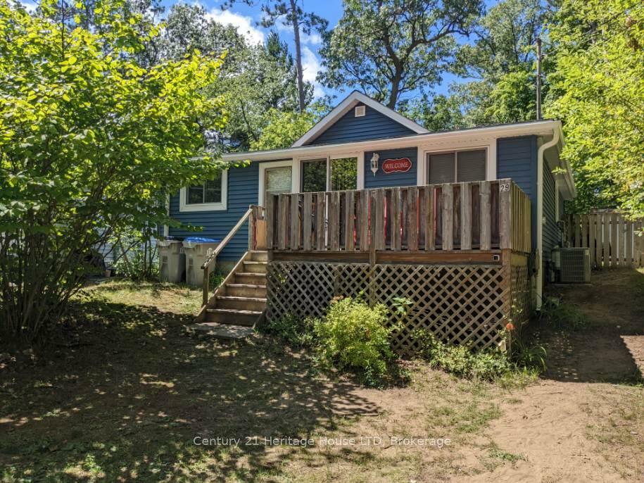 29 Elmwood Avenue  Lambton Shores ON L0S 1E4 photo