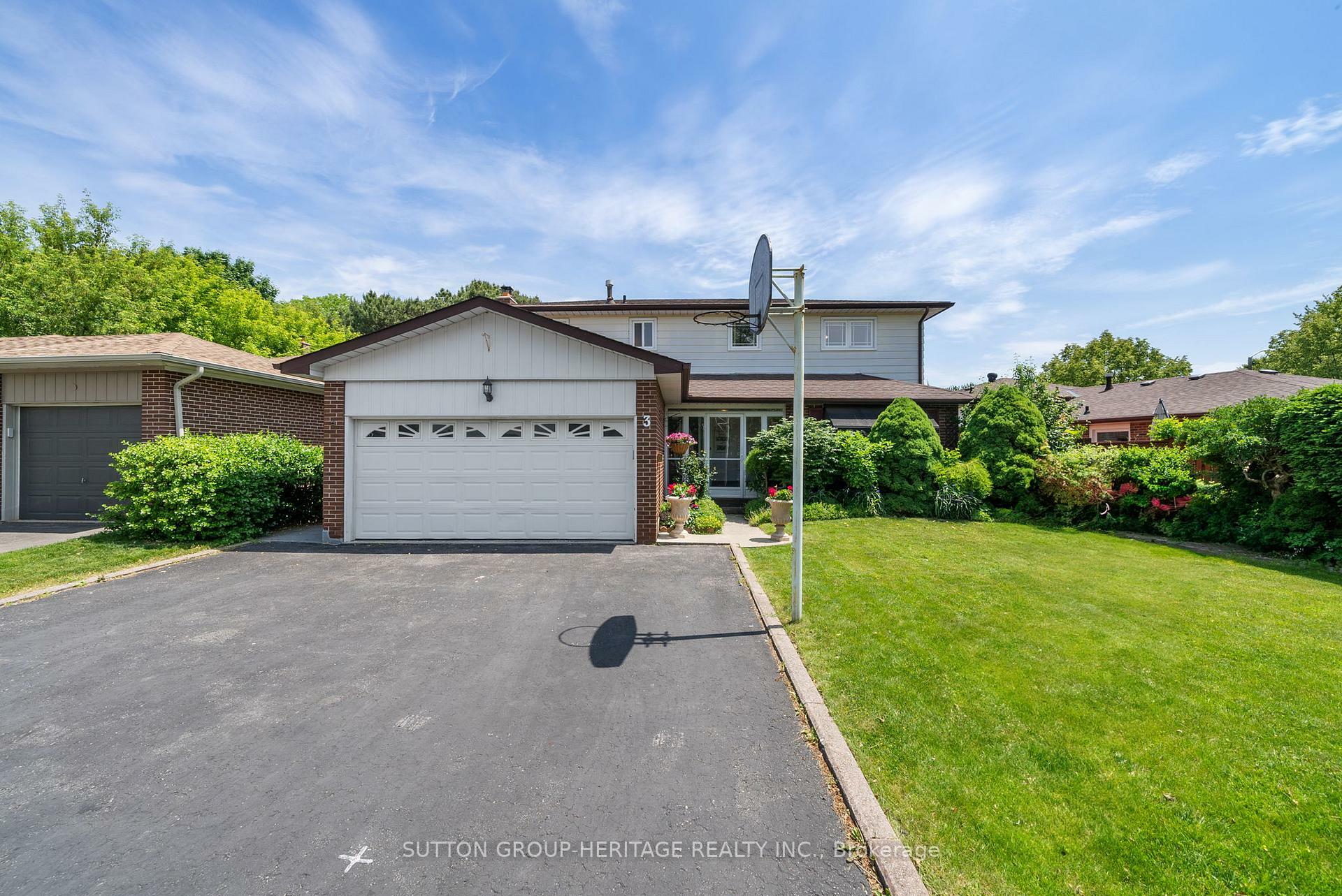 Property Photo: 3 Tilley Drive ON M1C 2T9