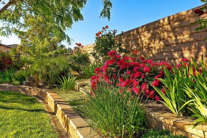 Property Photo:  565 E Rio De Sion Dr  UT 84779 