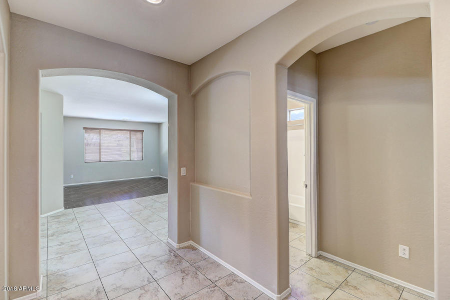 Property Photo: 4417 W Heyerdahl Drive AZ 85087