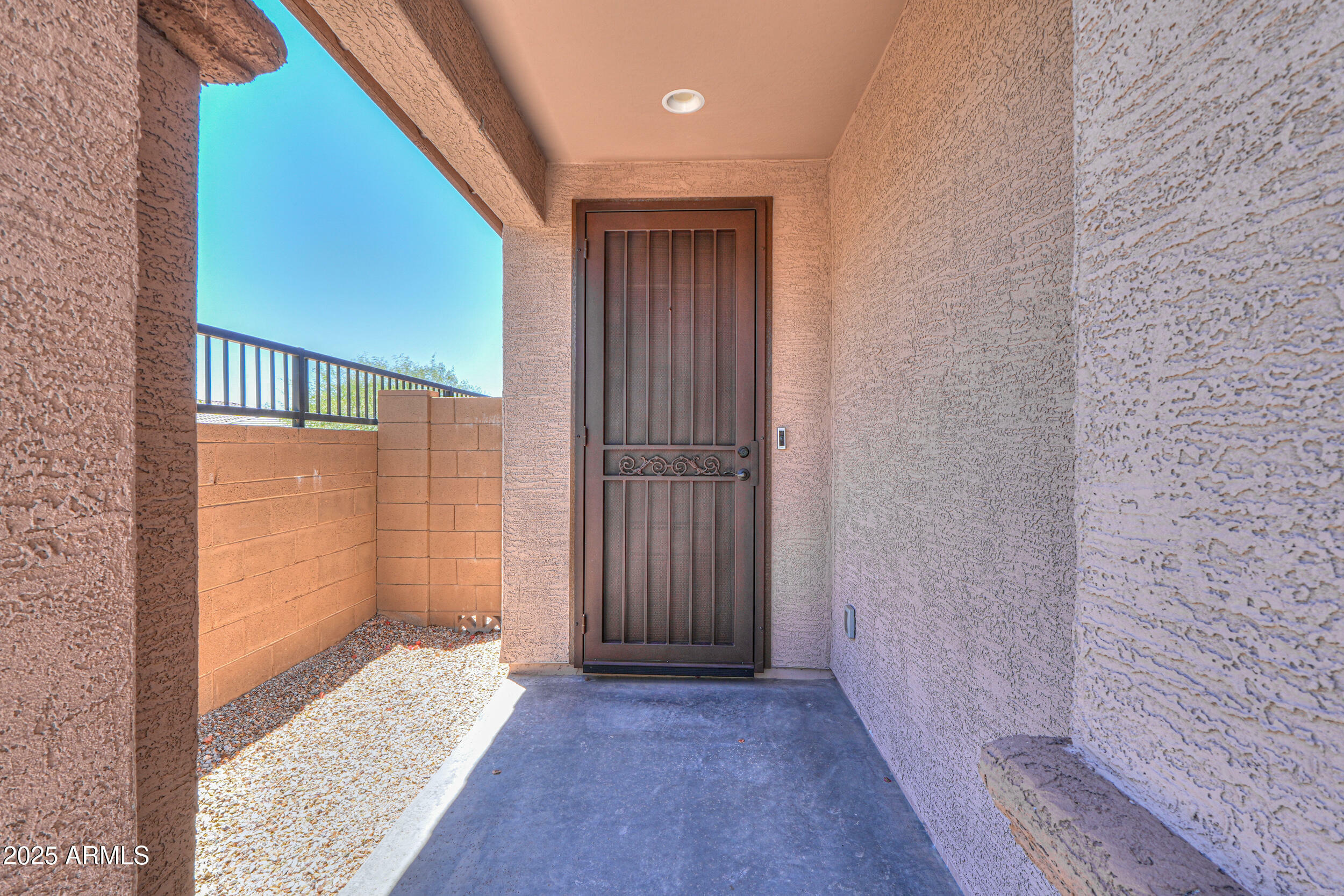 Property Photo:  2929 E Mohave Lane  AZ 85119 