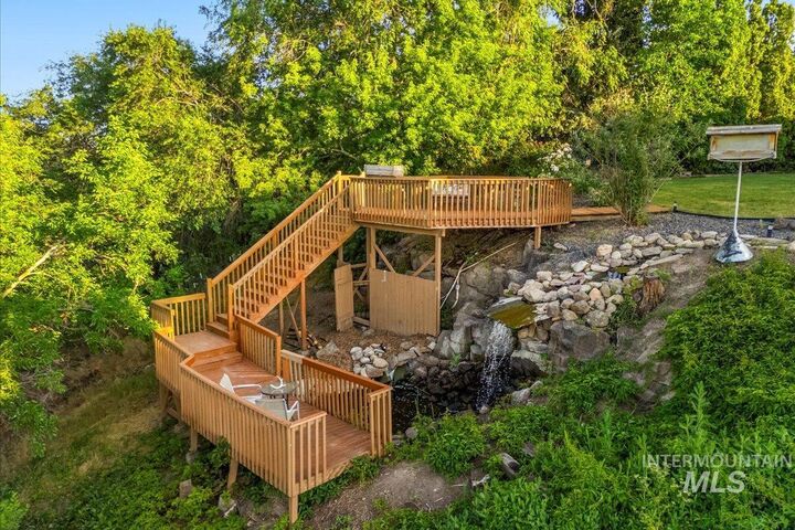 Property Photo: 2401 Terrace Drive ID 83605