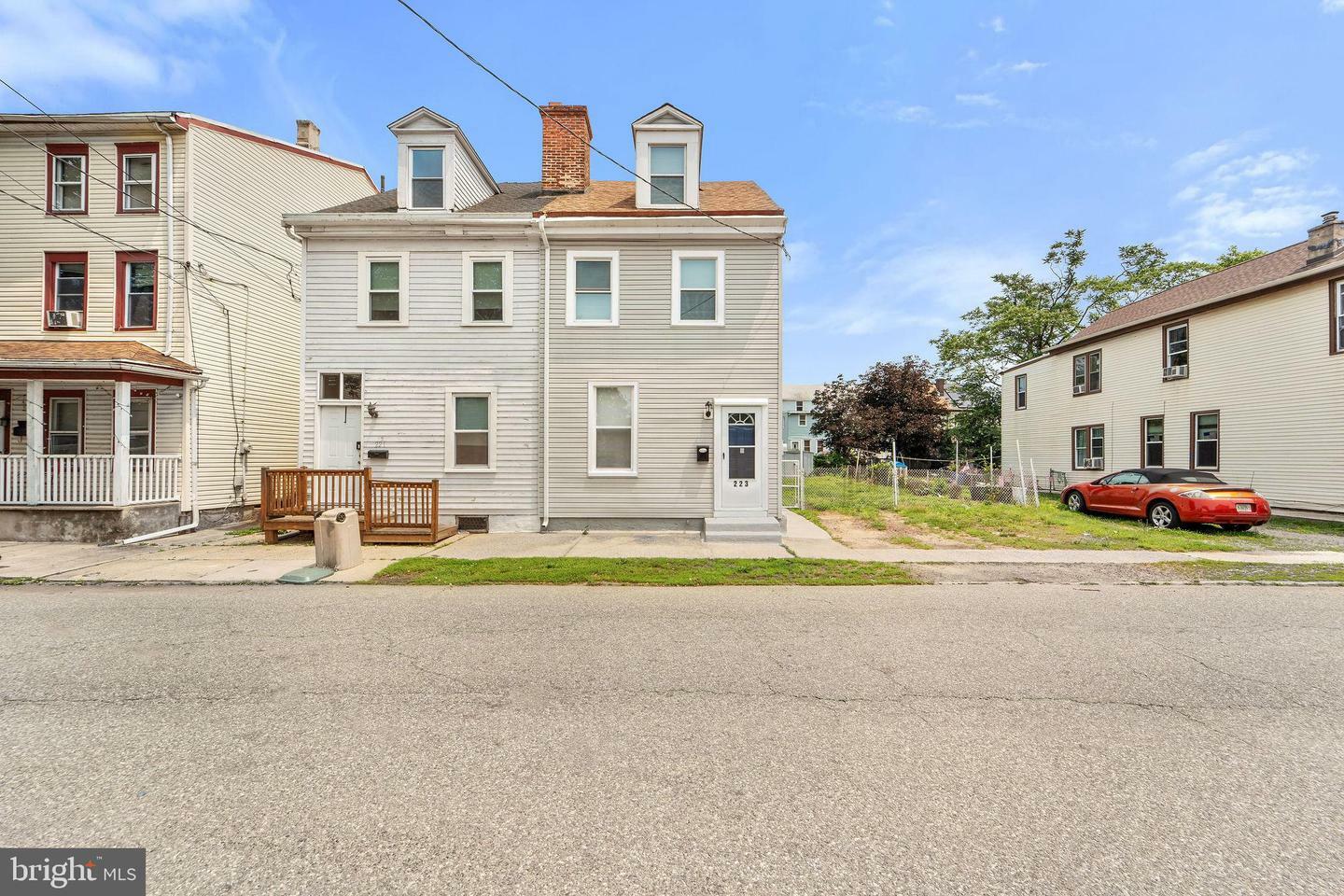 223 Hudson Street  Gloucester City NJ 08030 photo
