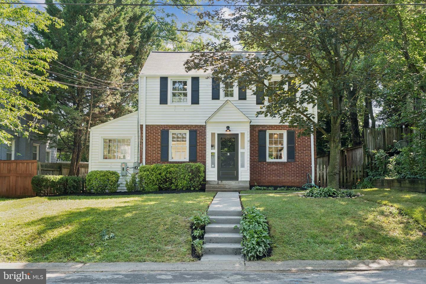 Property Photo: 9215 Glenville Road MD 20901