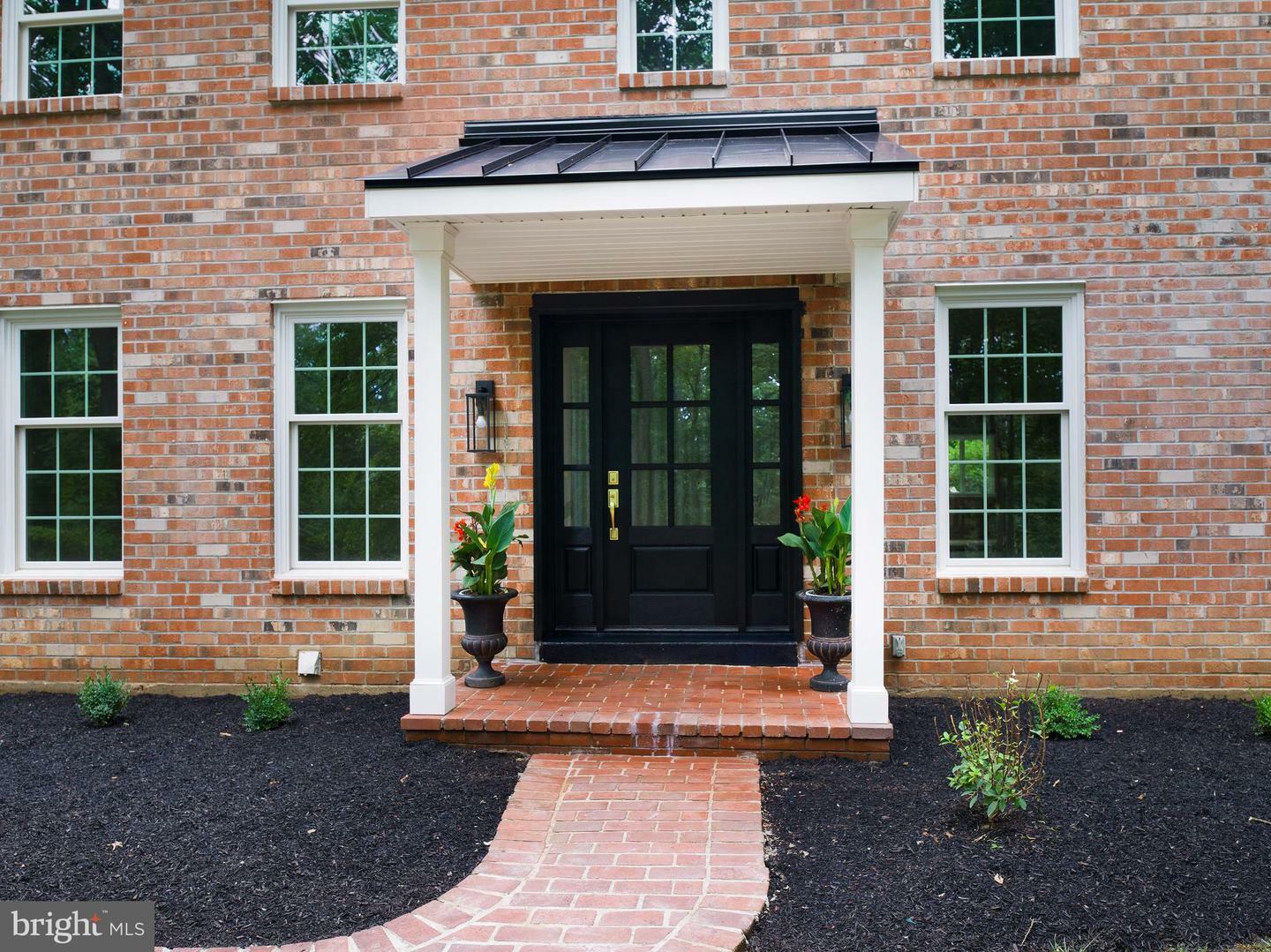Property Photo:  581 Woodland Drive  PA 19087 
