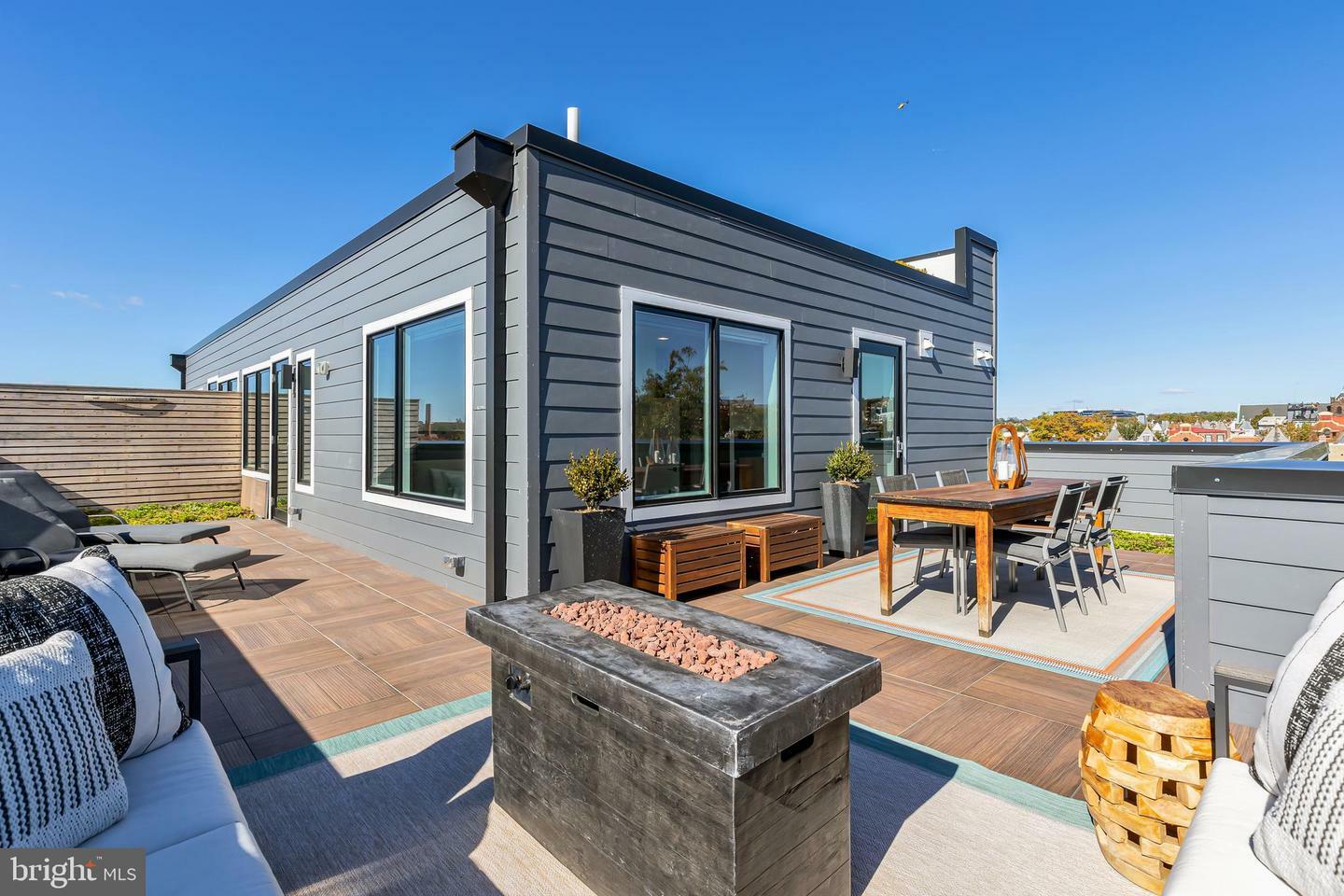 Property Photo: 1532 N Capitol NW 402 DC 20002