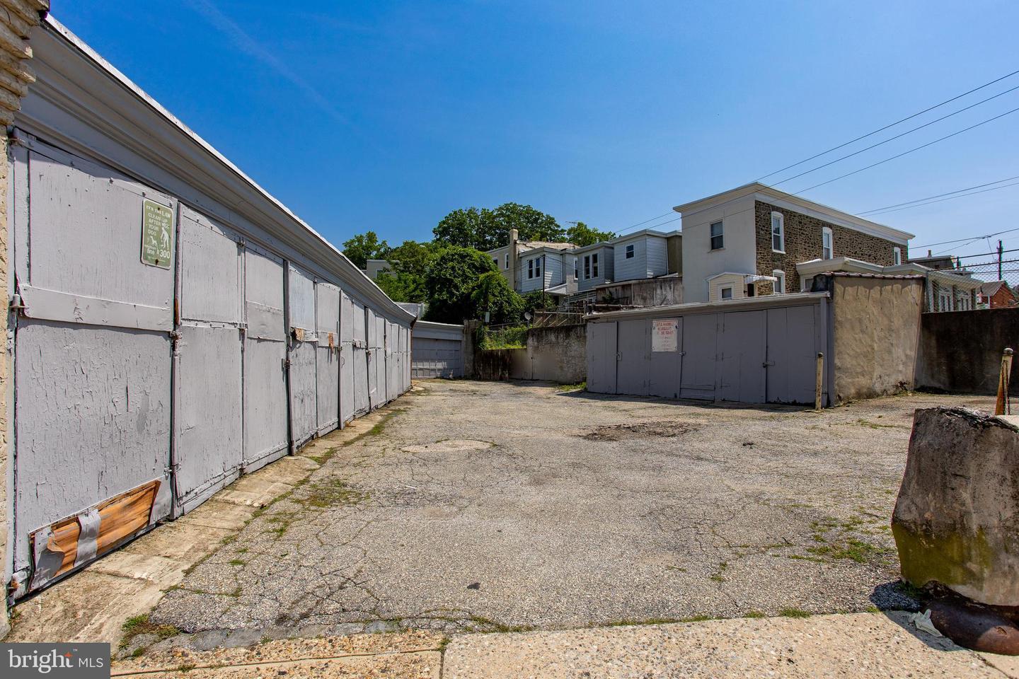 3811 Manayunk Avenue  Philadelphia PA 19128 photo
