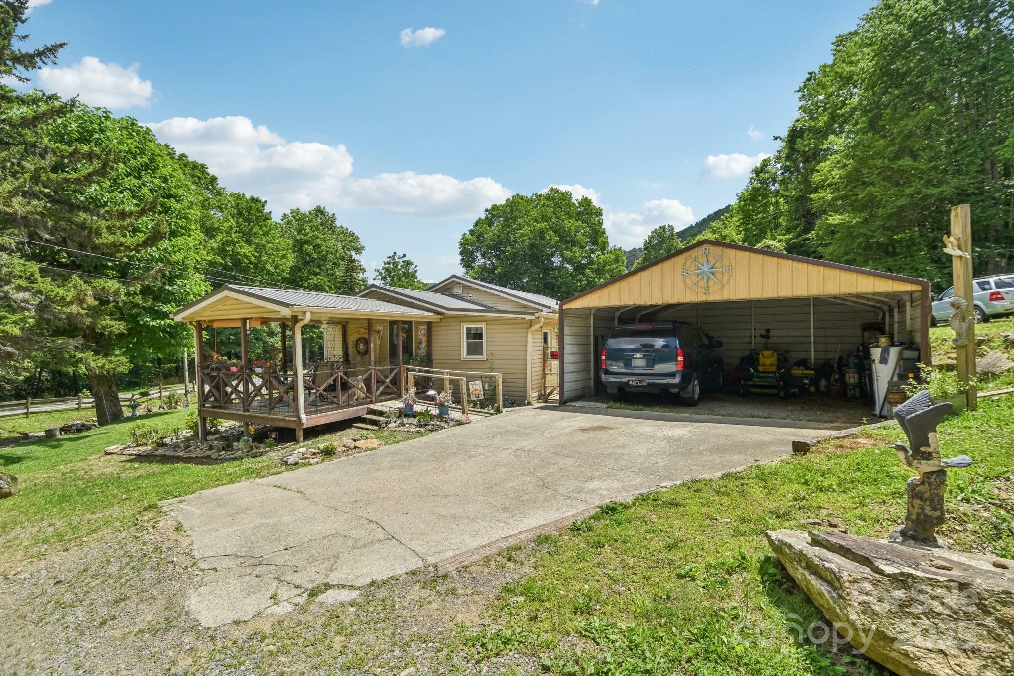 Property Photo:  19 Lockman Road  NC 28751 