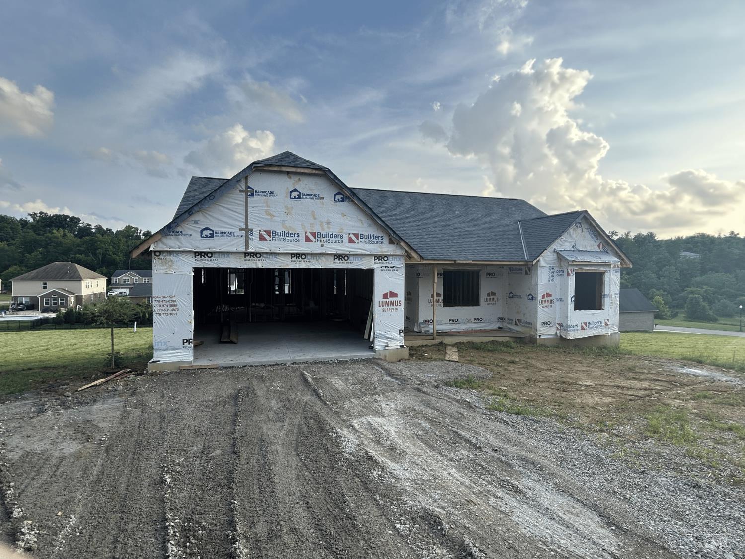 Property Photo: 1681 W Huntley Road OH 45122