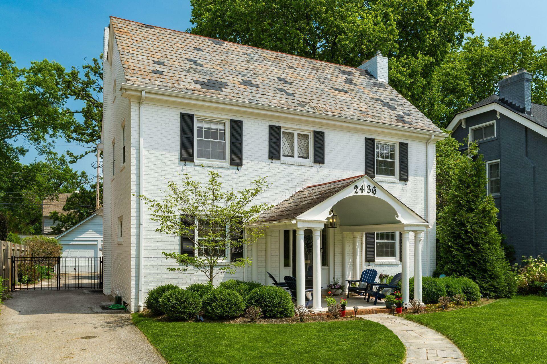 Property Photo: 2436 Brentwood Road OH 43209