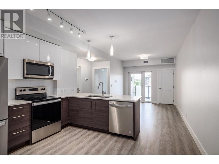 Photo de la propriété:  191 Hollywood Road South 420  BC V1X 0B9 