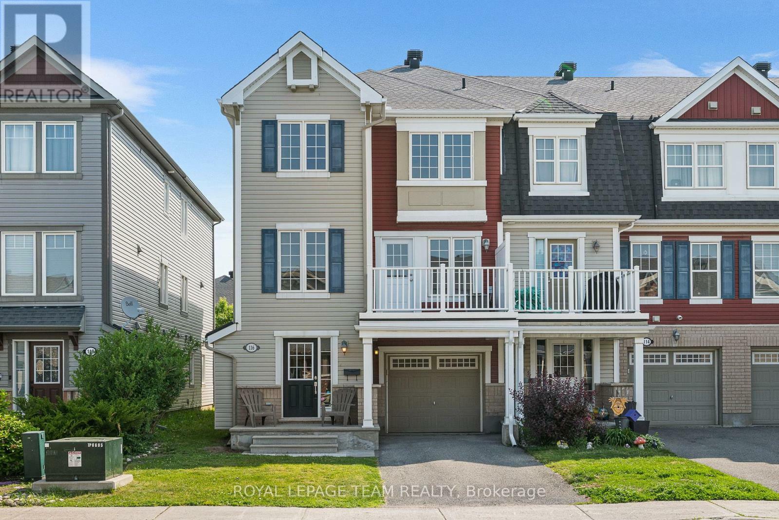 Photo de la propriété: 116 Pennant Avenue East ON K2J 5W6