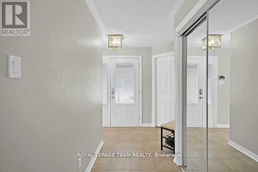 Property Photo: 988 River Road ON K0G 1J0