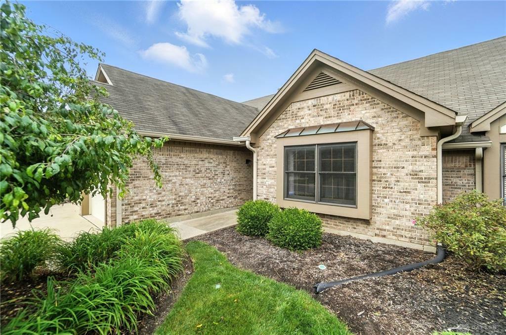 Property Photo:  6821 Tifton Green Trail  OH 45459 