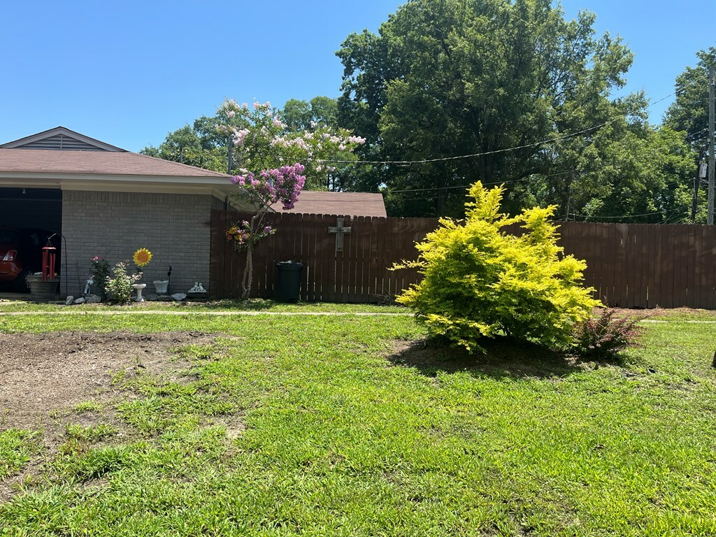 Property Photo: 504 Auburn Avenue AR 72301