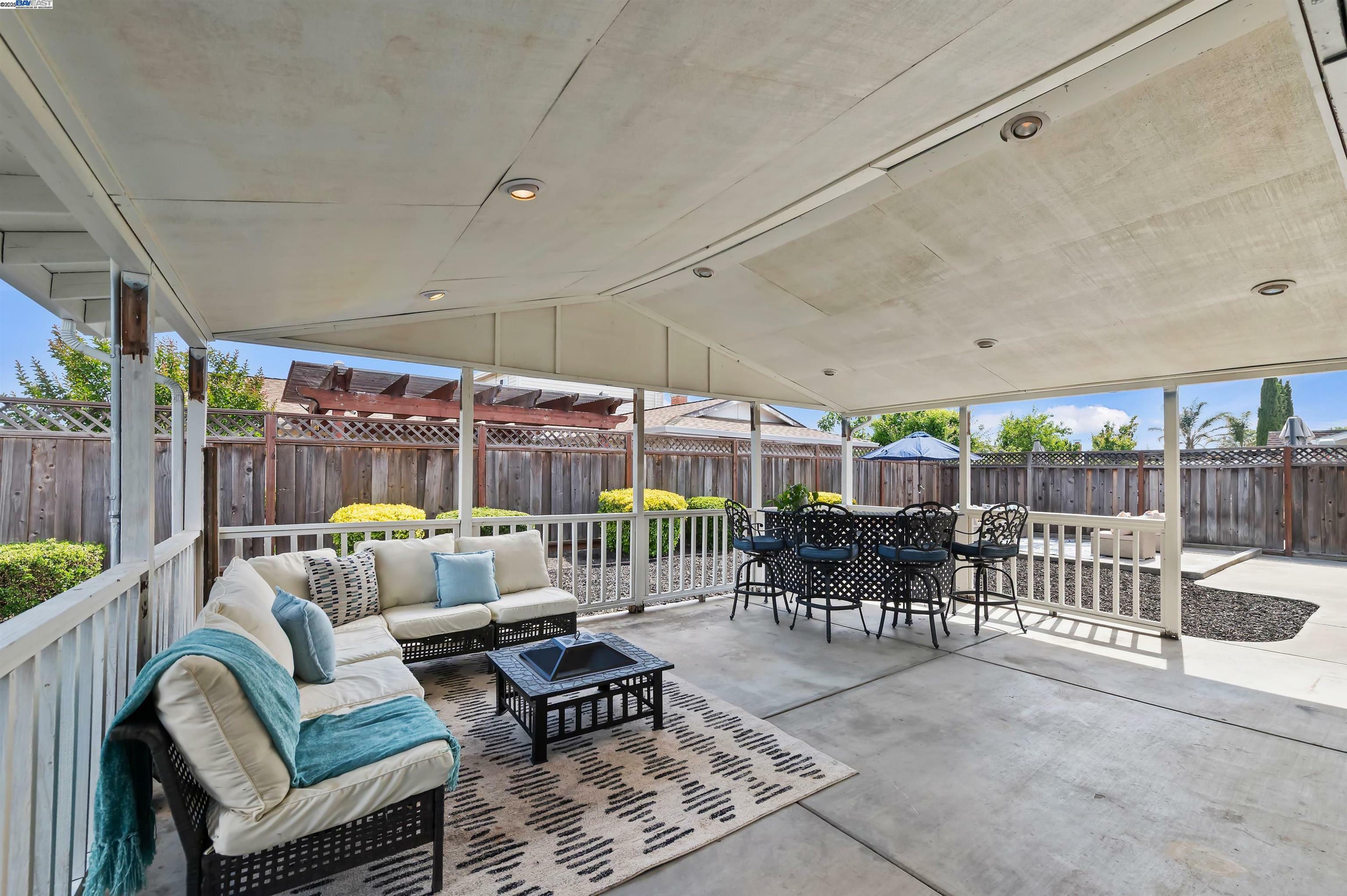 Property Photo: 5953 Running Hills Ave CA 94551