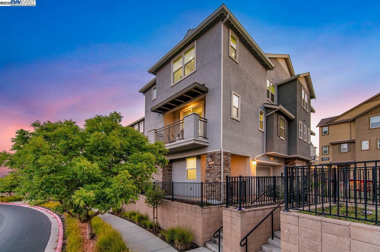 7018 Stags Leap Ln  Dublin CA 94568 photo