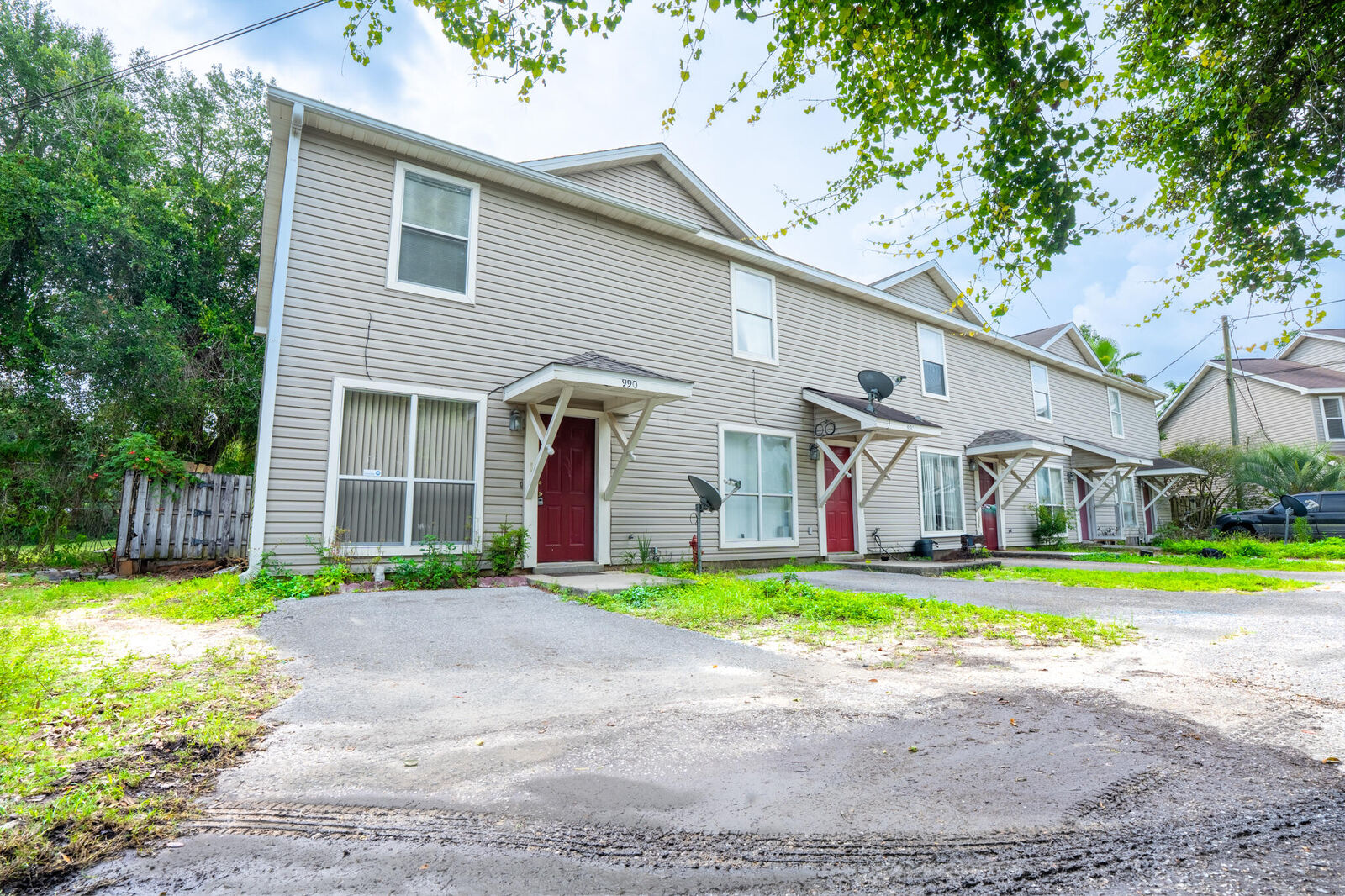 Property Photo:  990 Rockport Drive  FL 32547