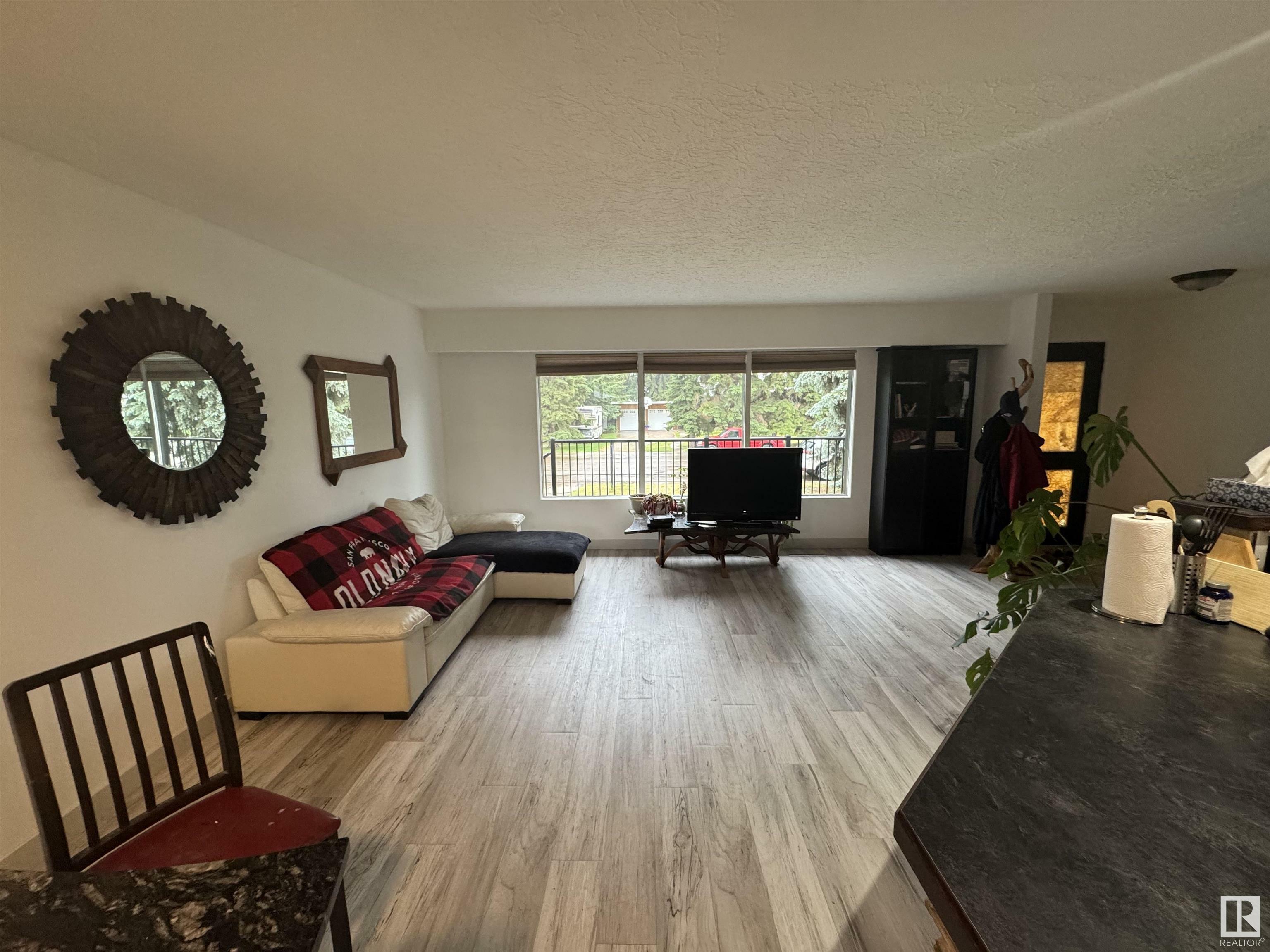 Photo de la propriété: 4409 51 Street AB T9C 1A4