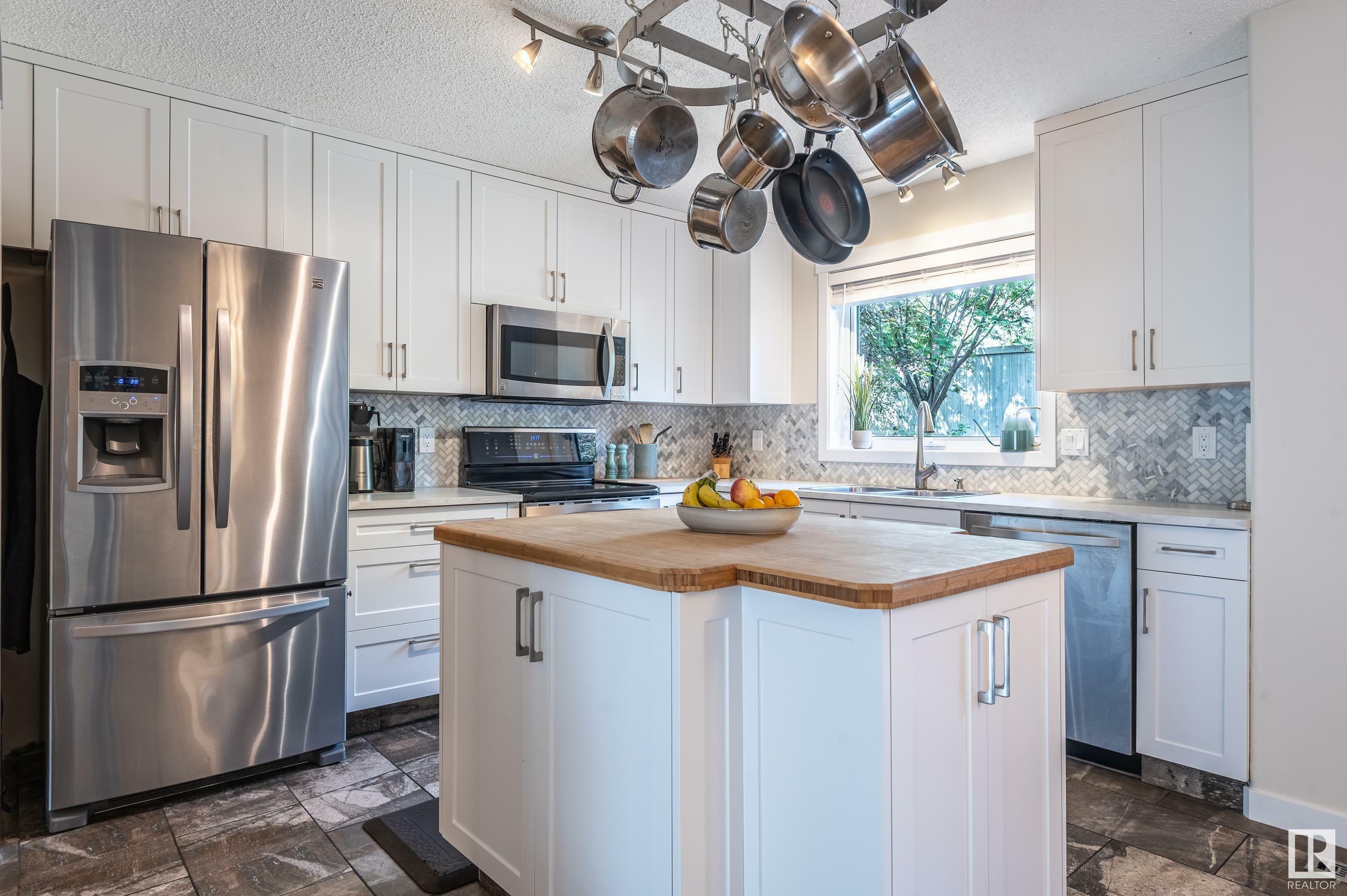 1237 Carter Crest Road NW 29  Edmonton AB T6R 2R2 photo