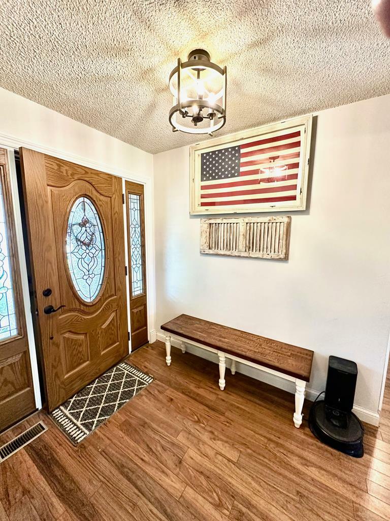 Property Photo:  708 White Post Dr.  IA 50595 