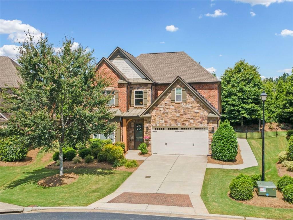 Property Photo: 3015 Arbor Song Court GA 30041