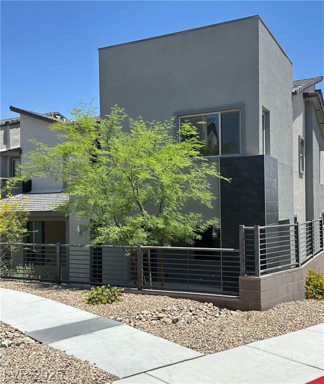 Property Photo: 483 Fairview Hills Street NV 89138