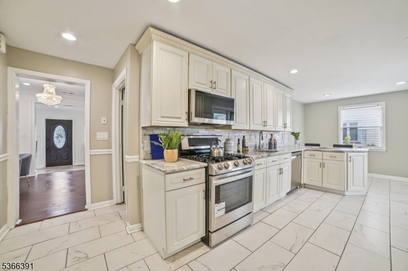 980 Moessner Ave  Union Twp. NJ 07083 photo