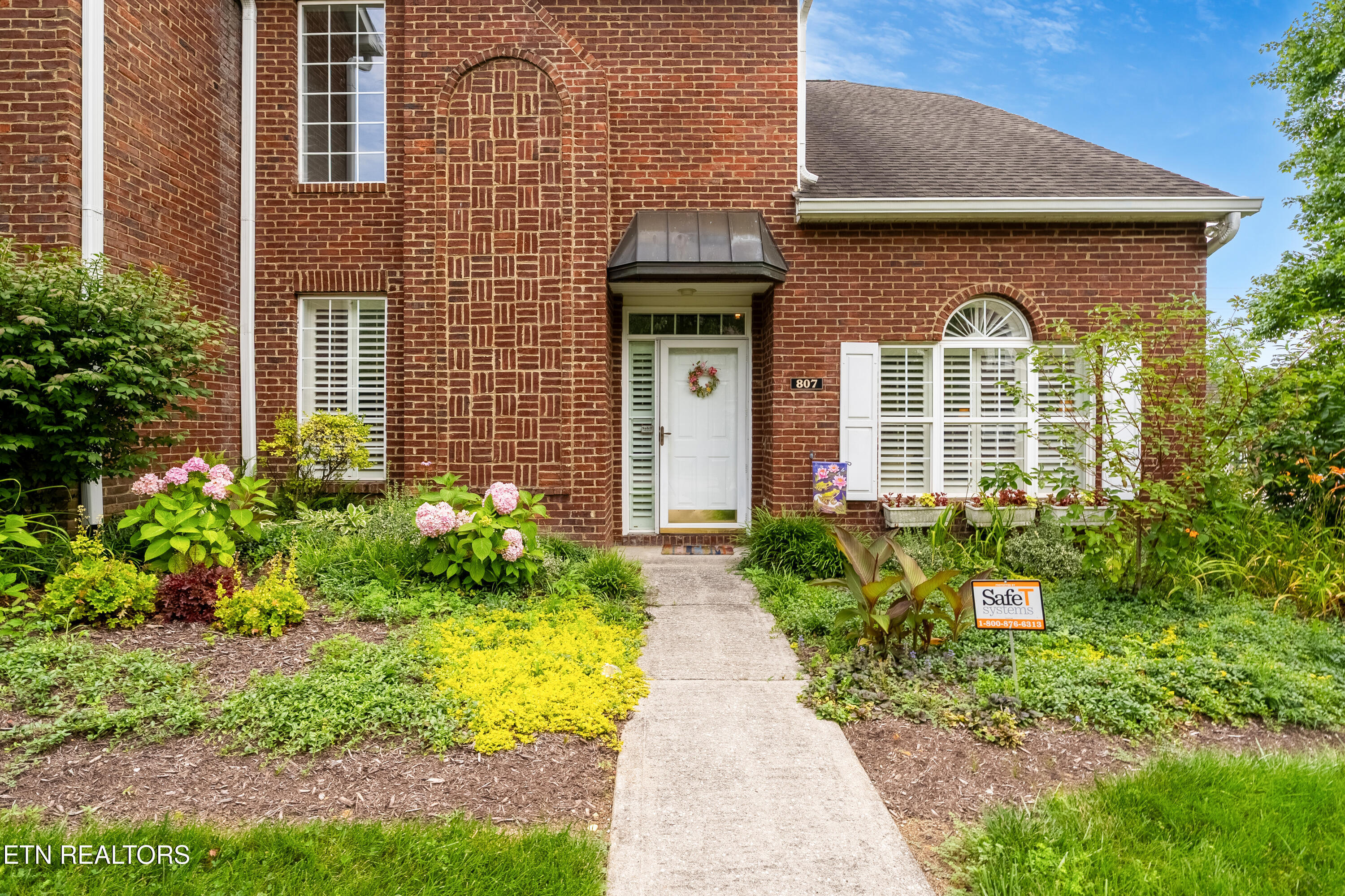 Property Photo: 807 Poets Corner Way TN 37919