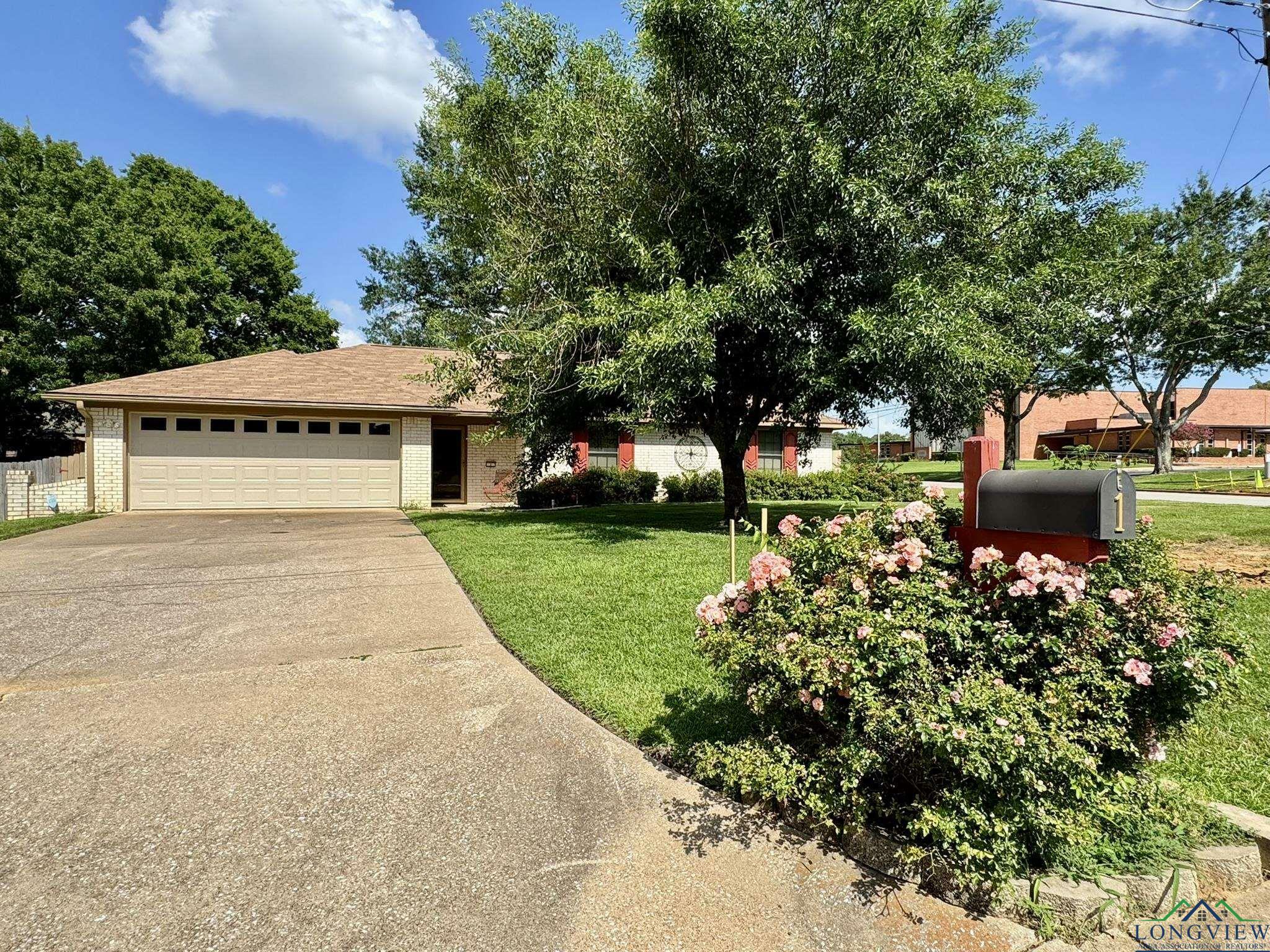 1 Lookout Ct  Longview TX 75605 photo