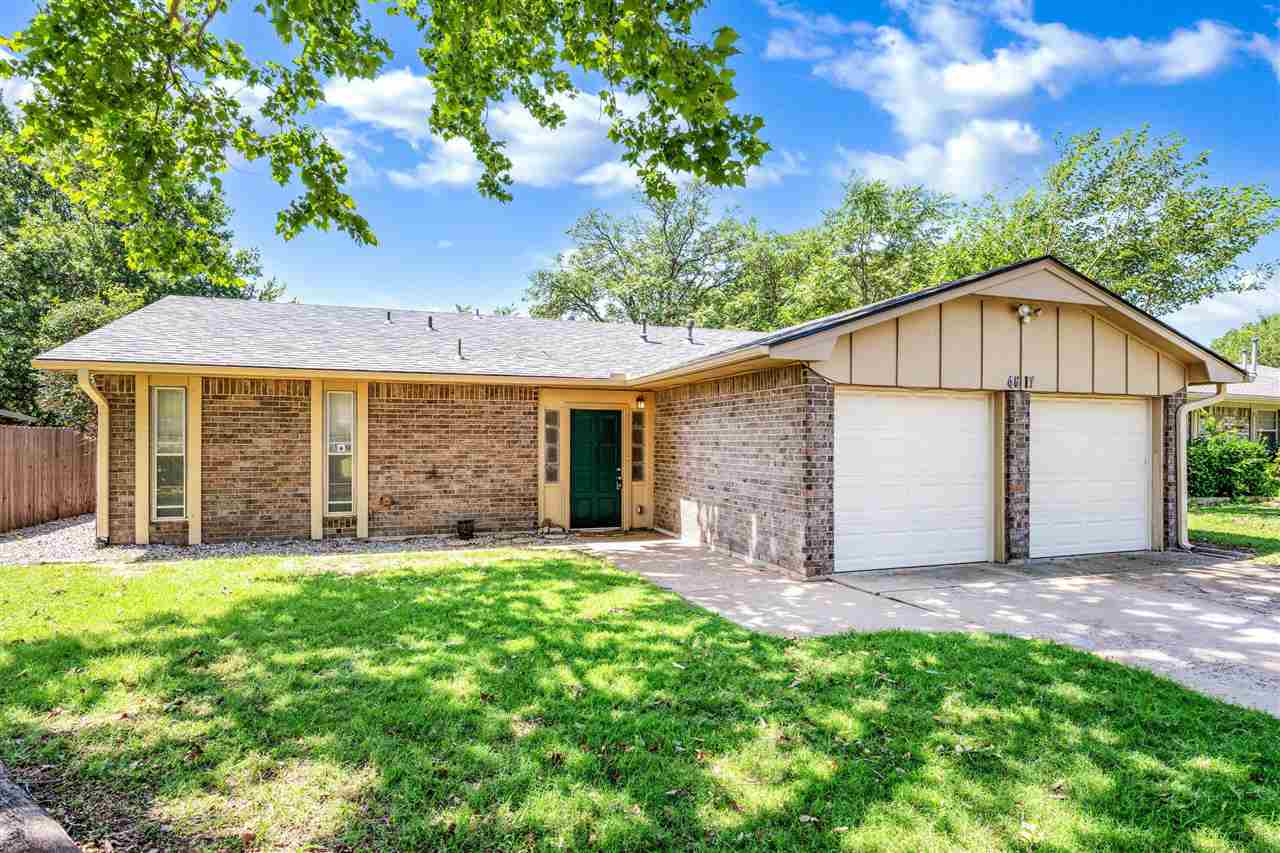 Property Photo: 4617 NE Columbia Ave OK 73507