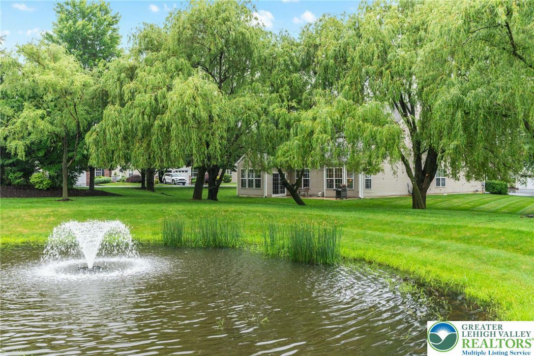 Property Photo: 2043 Sydney Lane PA 18062