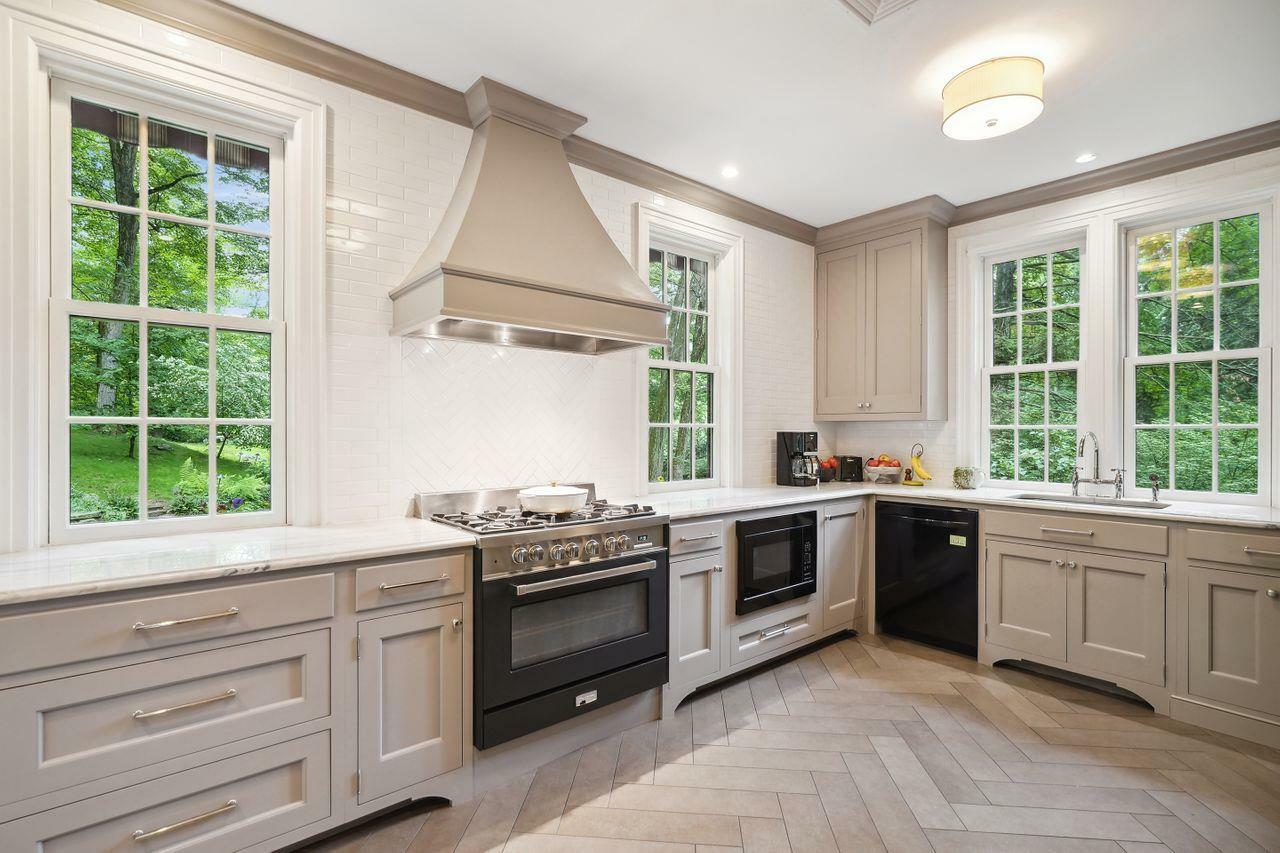 Property Photo: 9 Campfire Road NY 10514