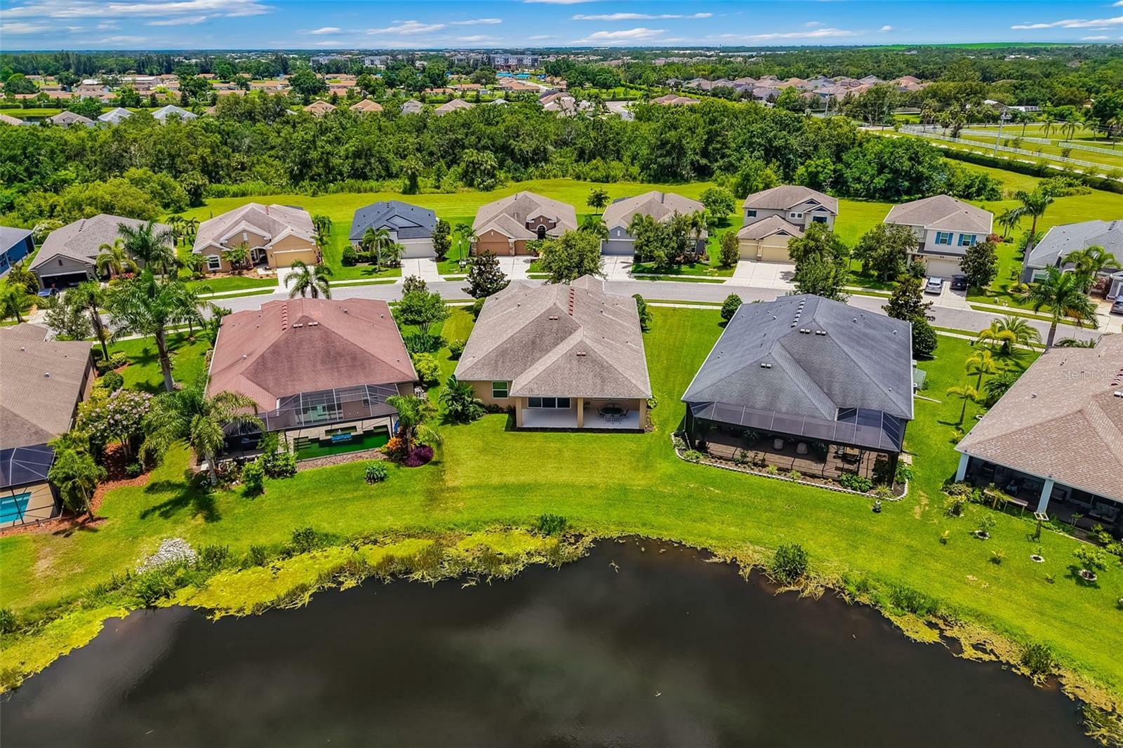 Property Photo: 773 Rosemary Circle FL 34212