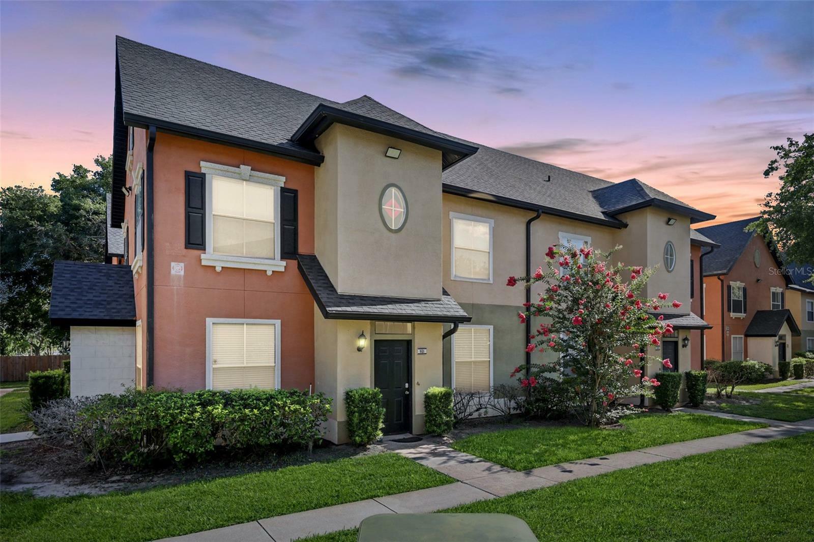 6017 Westgate Drive 924  Orlando FL 32835 photo