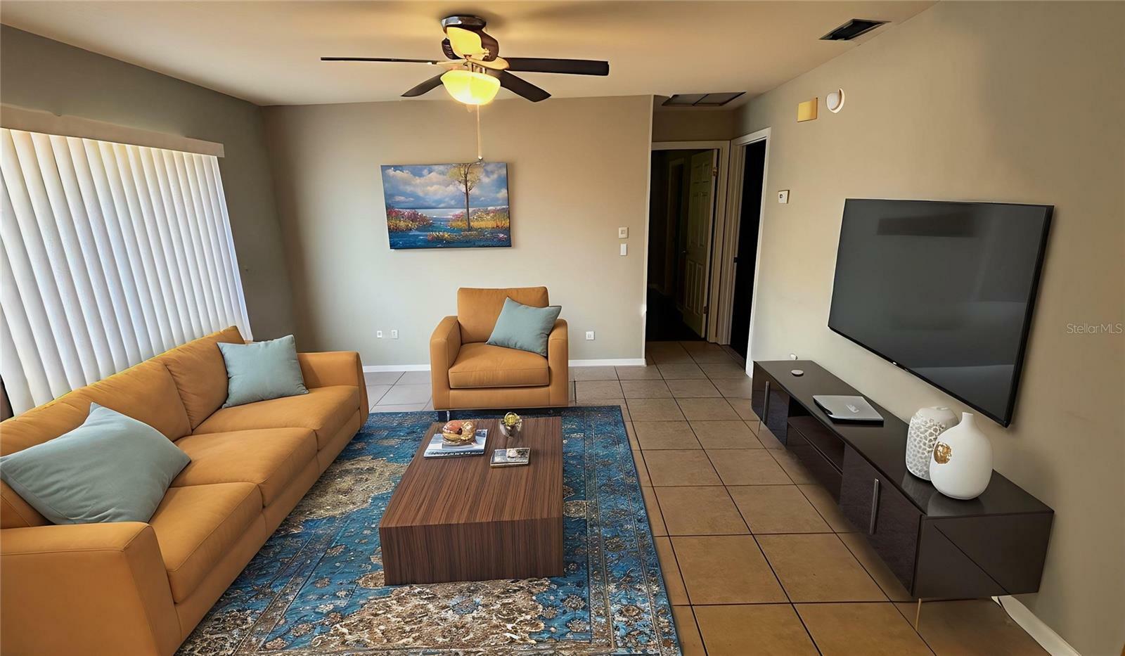 Property Photo: 3205 Bloomingdale Villas Court FL 33511