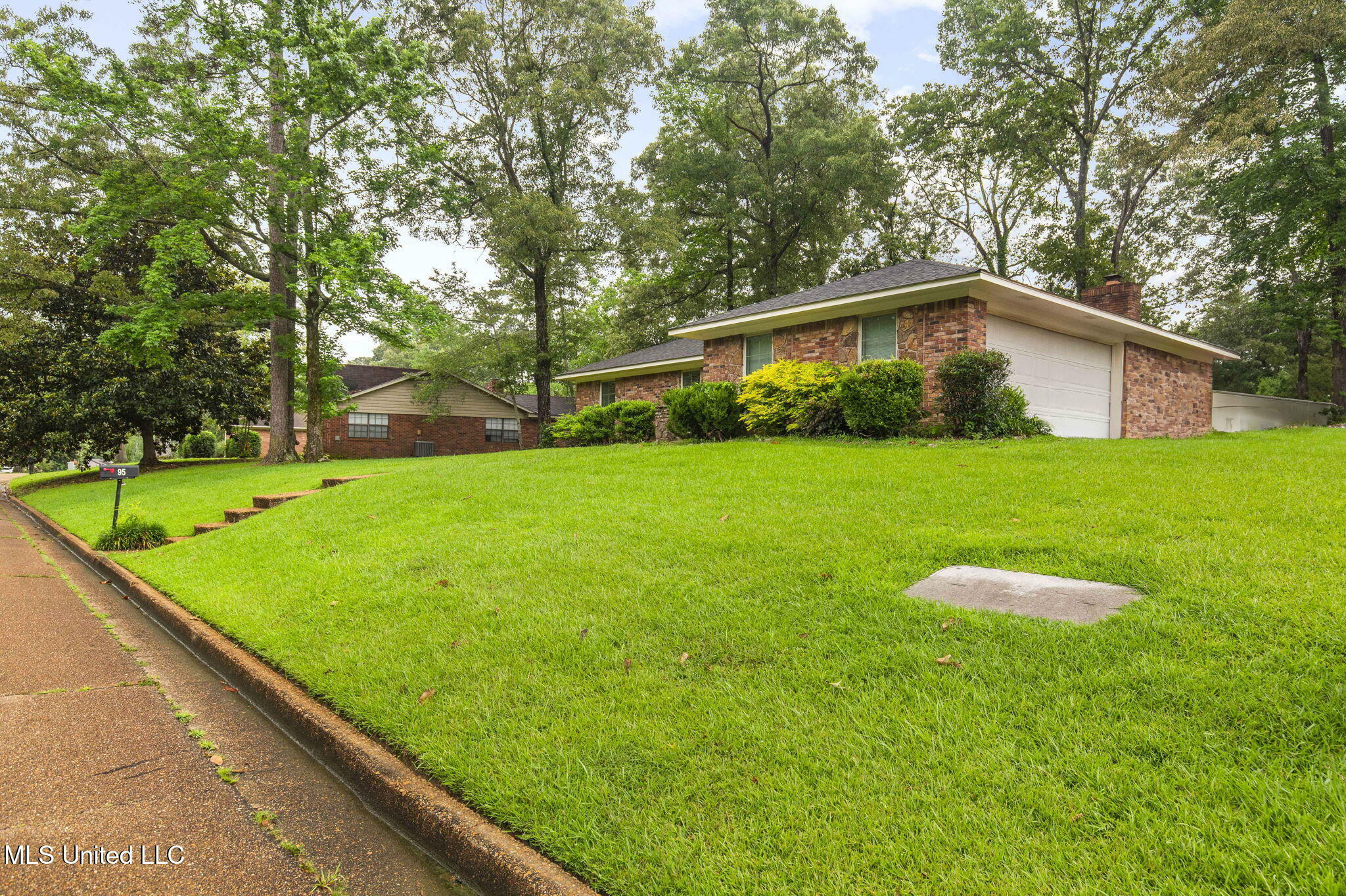 Property Photo: 95 Sunline Drive MS 39042